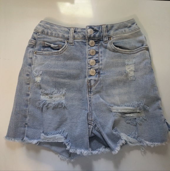 Vanilla Star Light Blue Distressed Jean Shorts - Picture 4 of 4